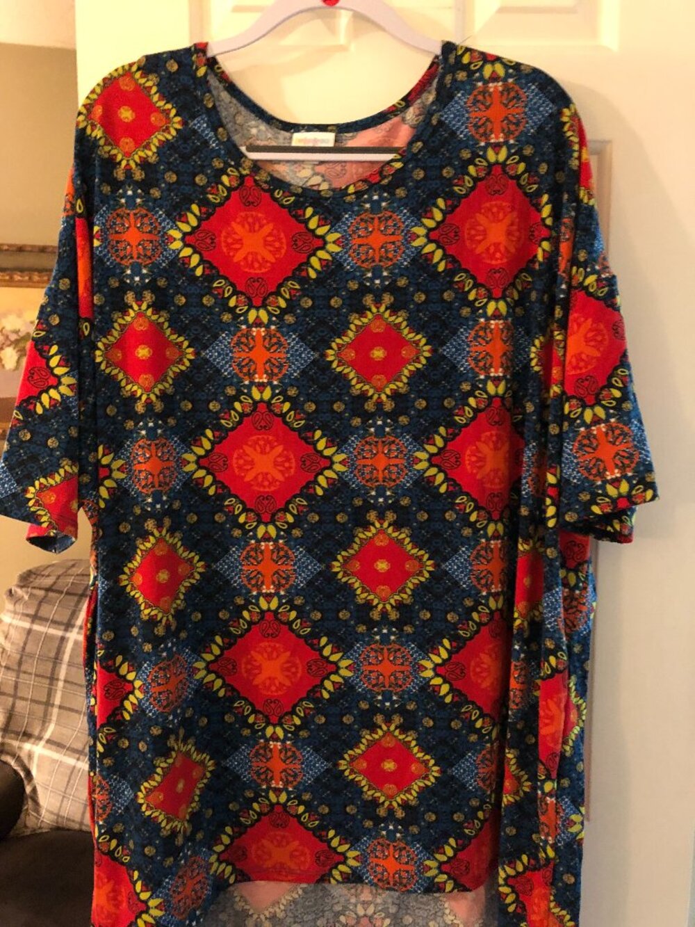 144C IRMA TUNIC 3X LULAROE